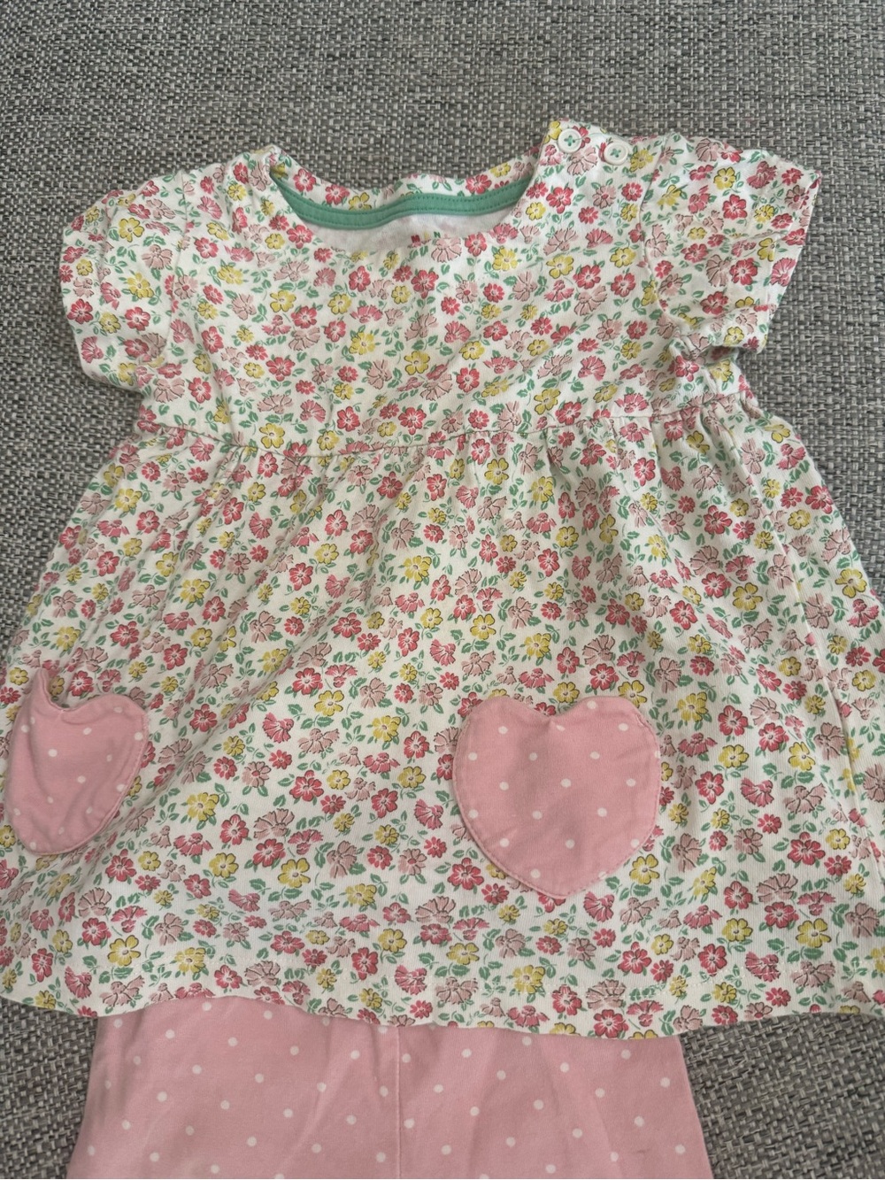 Mini boden floral outfit